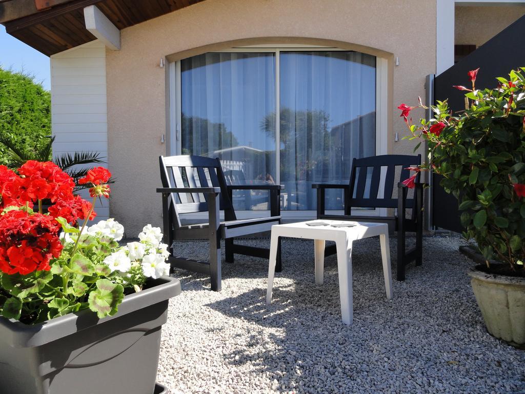 Le Soleil Couchant Angresse Exterior photo