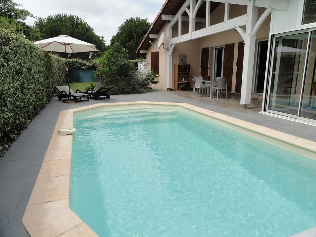 Le Soleil Couchant Angresse Exterior photo